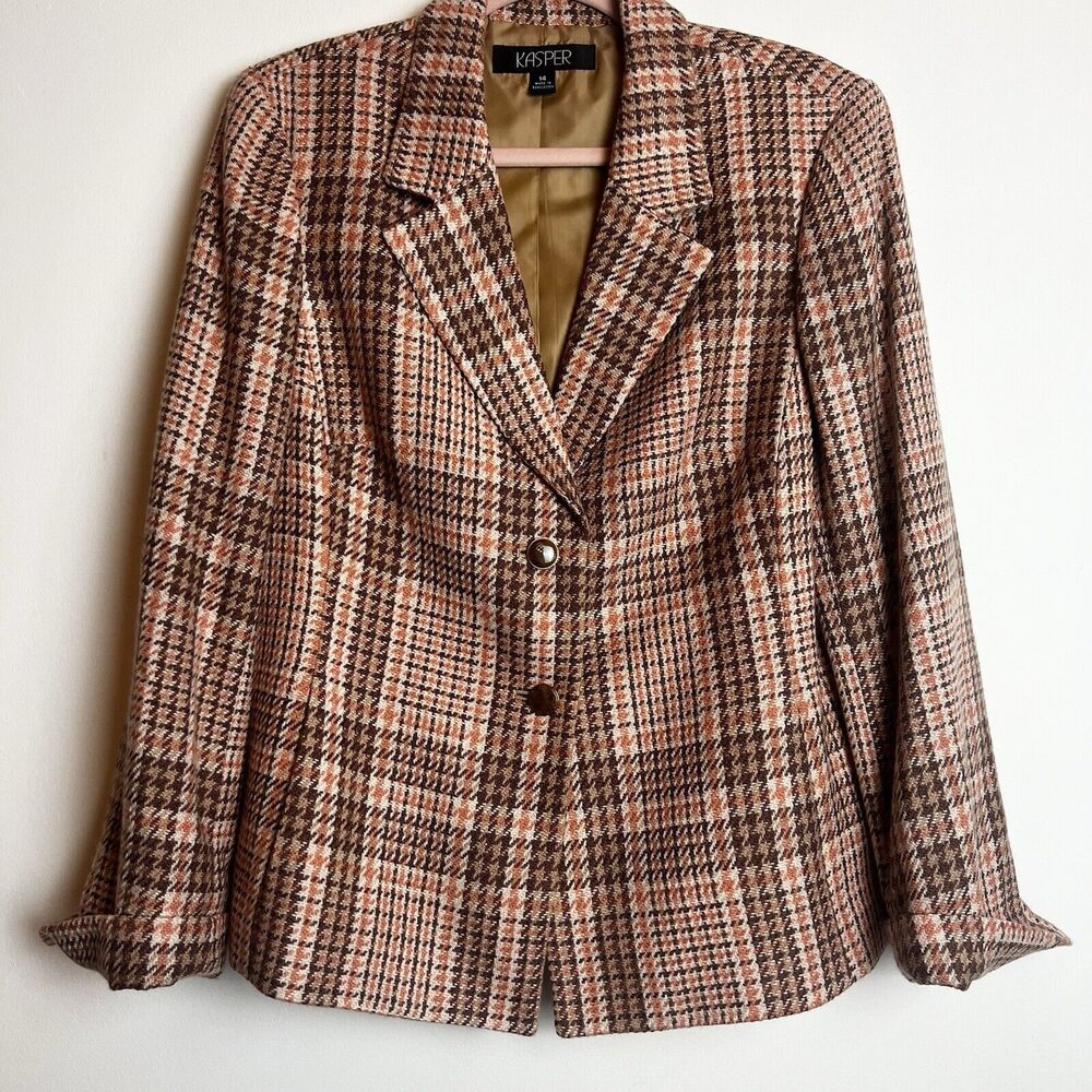 Kasper Plaid Blazer in Brown and Cream